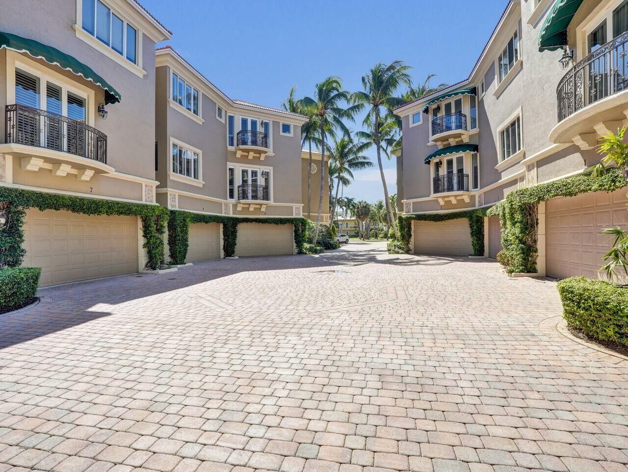 Property Photo:  921 Osceola Drive 9  FL 33432 