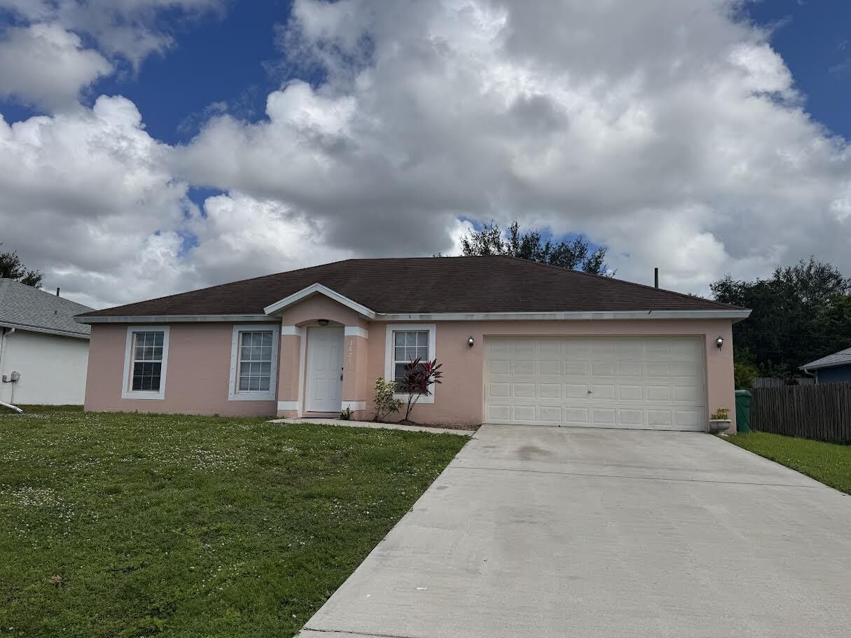 Property Photo:  3825 SW Kakopo Street  FL 34953