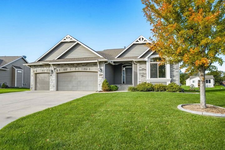 Property Photo: 609 N Jaax St KS 67235