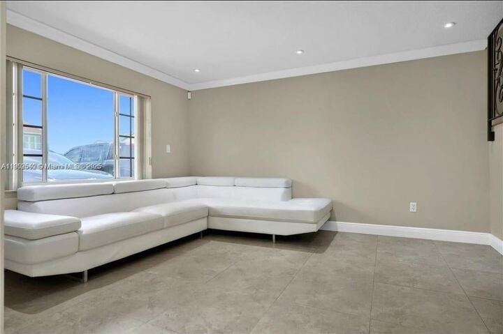 Property Photo:  11763 SW 15th St  FL 33184