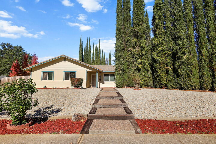 Property Photo:  2872 Harlan Drive  CA 96003