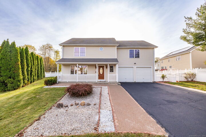 Property Photo:  20 Nessa Way  CT 06067