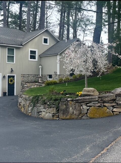 Property Photo: 880 West Wakefield Boulevard CT 06098