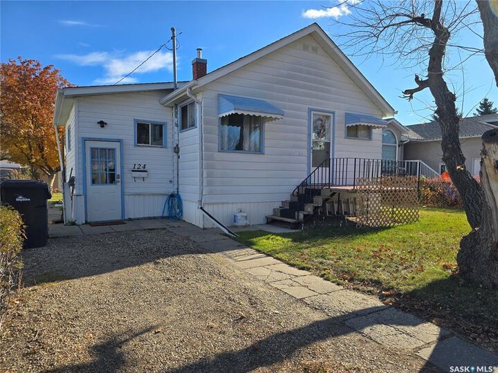 124 10th Street — photo 1