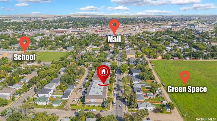 Property Photo:  318 108th Street W 203  SK S7N 1P8