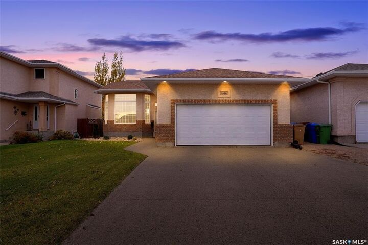 Property Photo:  446 Fairway Road N  SK S4Y 1A2