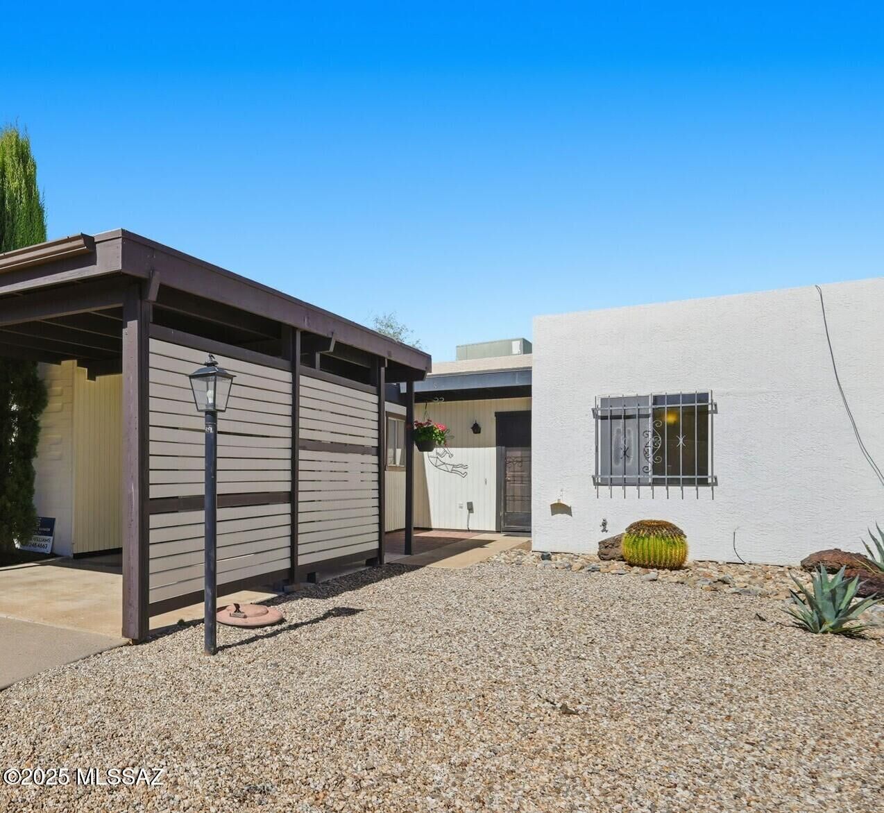 Property Photo:  1373 S Desert Meadows Circle  AZ 85614