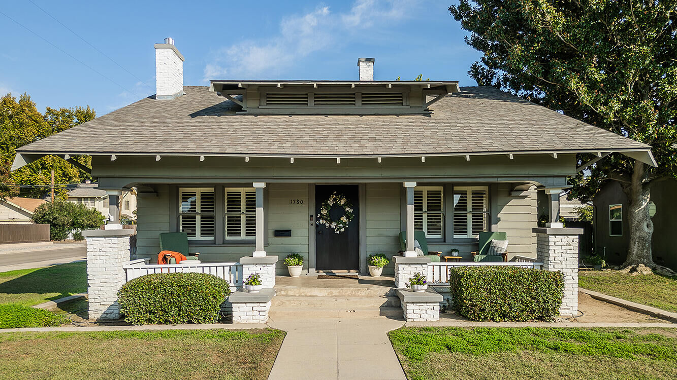 Property Photo:  1780 20th Avenue  CA 93631