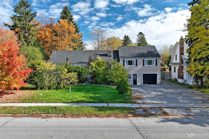 1717 Brock Street S  Whitby ON L1N 4M7 photo