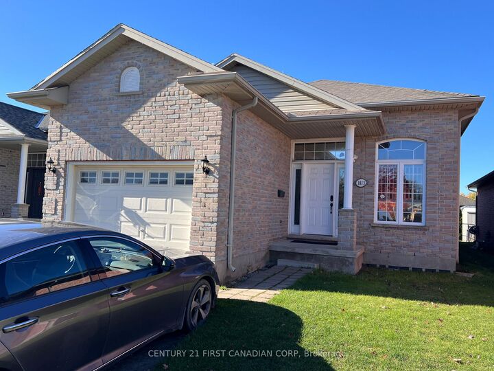 Property Photo:  1813 Dalmagarry Drive  ON N6G 0A6 