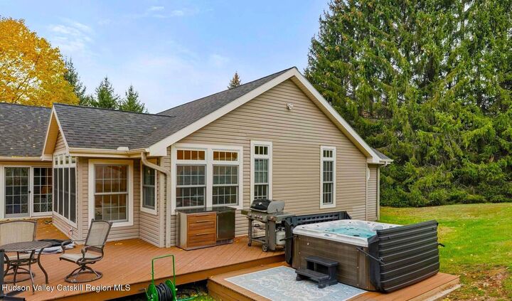 Property Photo:  116 Nilson  NY 12496 