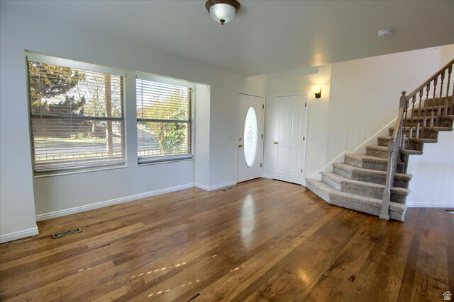 Property Photo:  9941 S Birnam Woods Way W  UT 84009