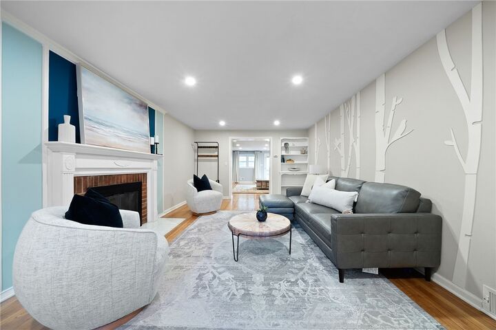 Property Photo:  456 Broadmoor Ave  PA 15228