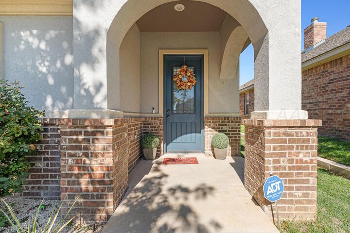 Property Photo: 7404 Southbend Drive TX 79119-5302