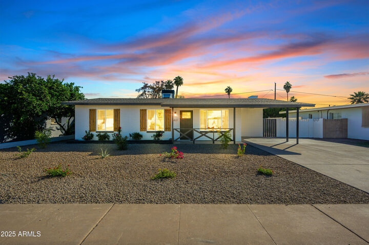 Property Photo: 1407 E Wesleyan Drive AZ 85282