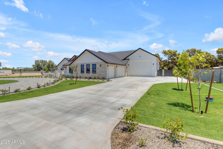 24215 S 223rd Place  Queen Creek AZ 85142 photo