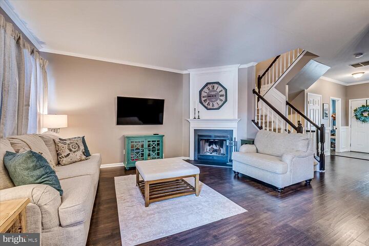 Property Photo:  37 Amesbury Court  NJ 08691 