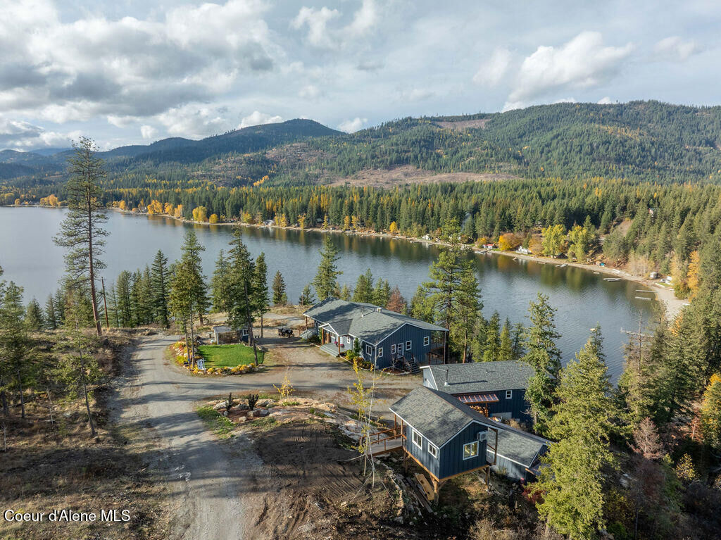 Property Photo: 8171 W Osprey Ridge Rd ID 83858