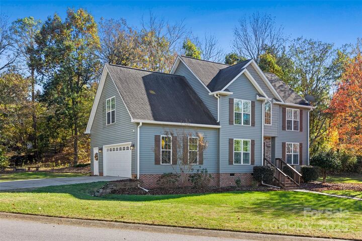 Property Photo:  7729 Orchard Park Circle  NC 28075 