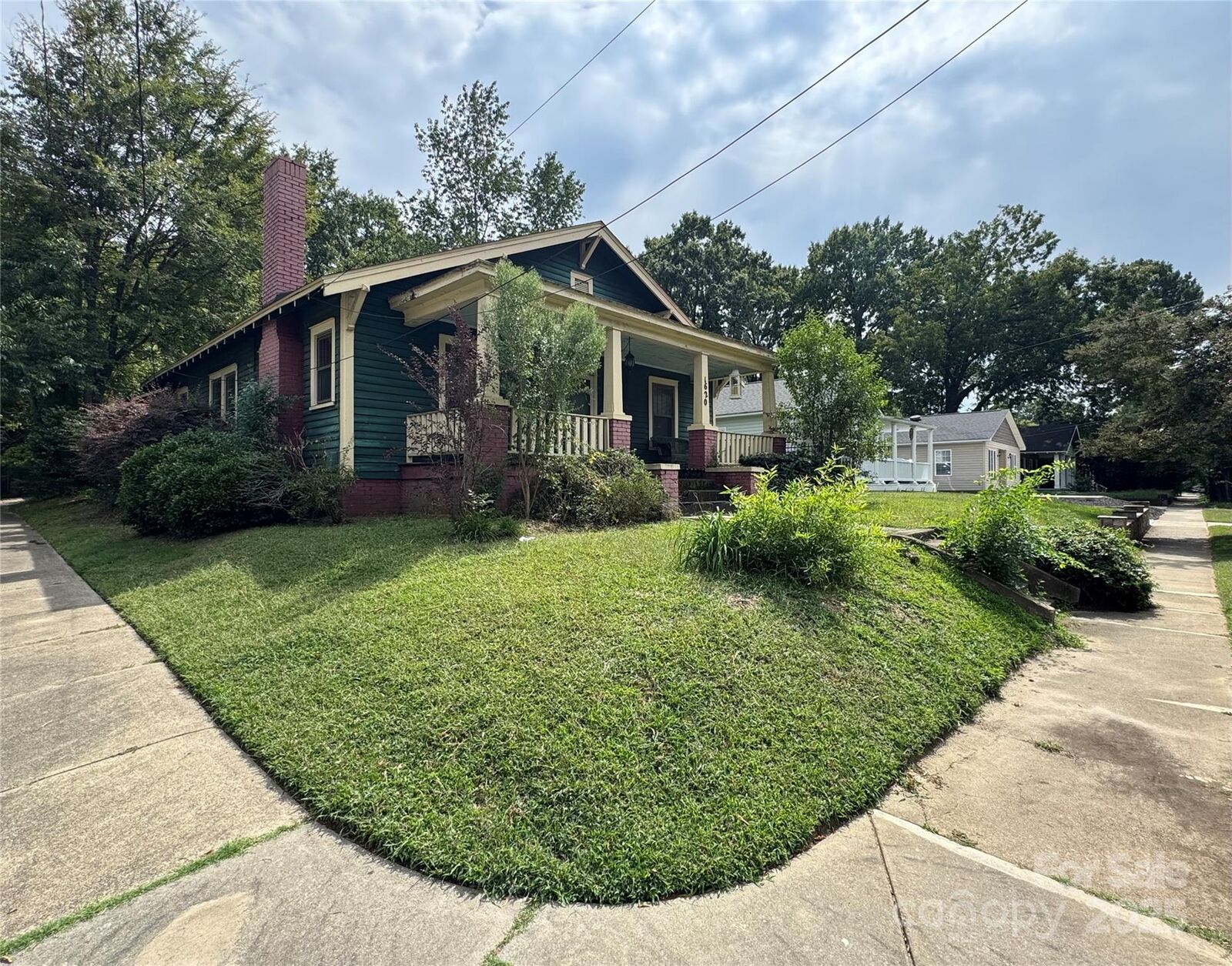 Property Photo:  1620 Allen Street  NC 28205 