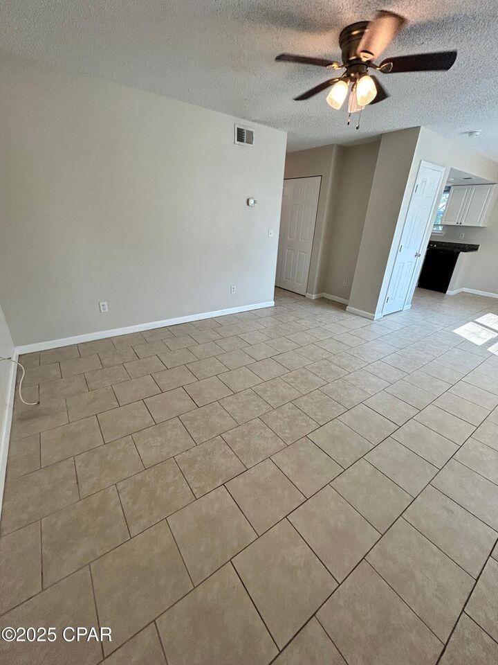 Property Photo: 3914 E 11th Street 101 FL 32404