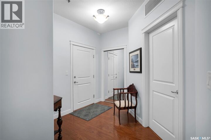 Property Photo: 204 401 Cartwright Street SK S7T 0B3