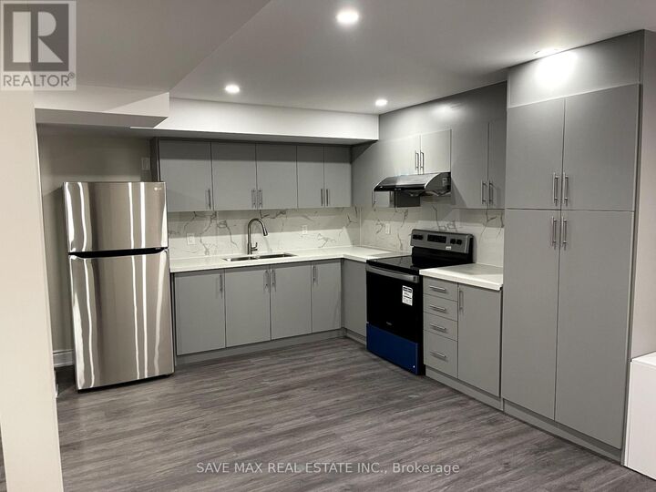 Property Photo: 155 Fandango Drive Lower ON L6X 0L3