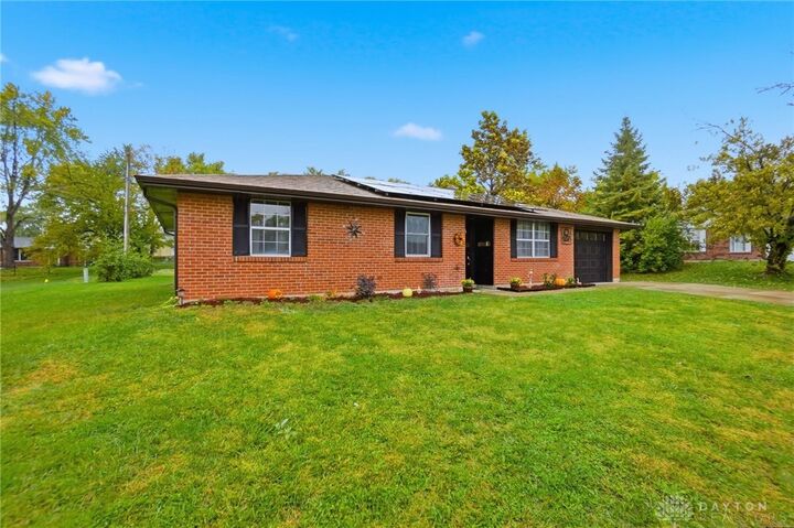 Property Photo:  7247 Camrose Court  OH 45424