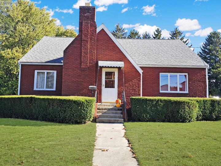 Property Photo: 248 Ott Street OH 43410