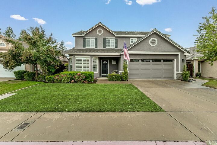 Property Photo:  140 N Gayle Avenue  CA 93611 