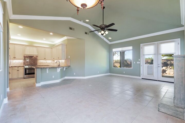 Property Photo:  11 W Serena Avenue  CA 93619 