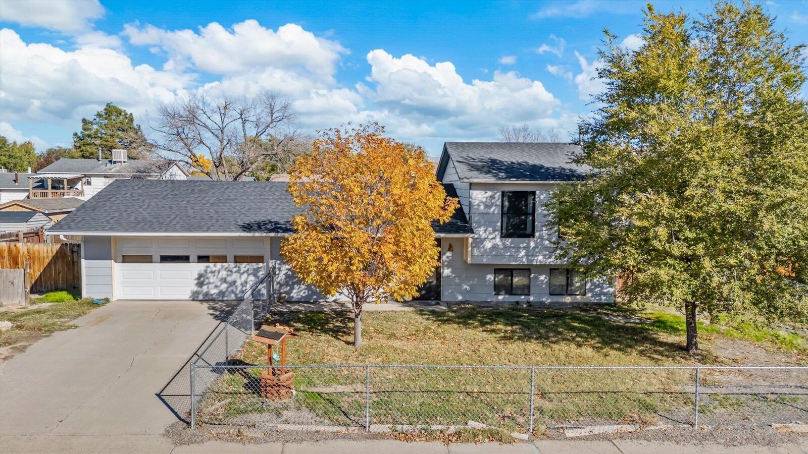 Property Photo:  3044 Hill Avenue  CO 81506 