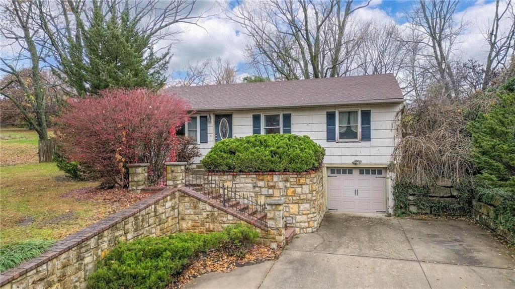 Property Photo:  3550 W 151st Street  KS 66224 