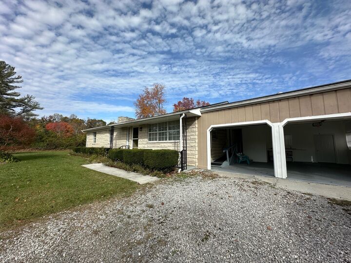 Property Photo:  164 Bee Creek Road  KY 40701