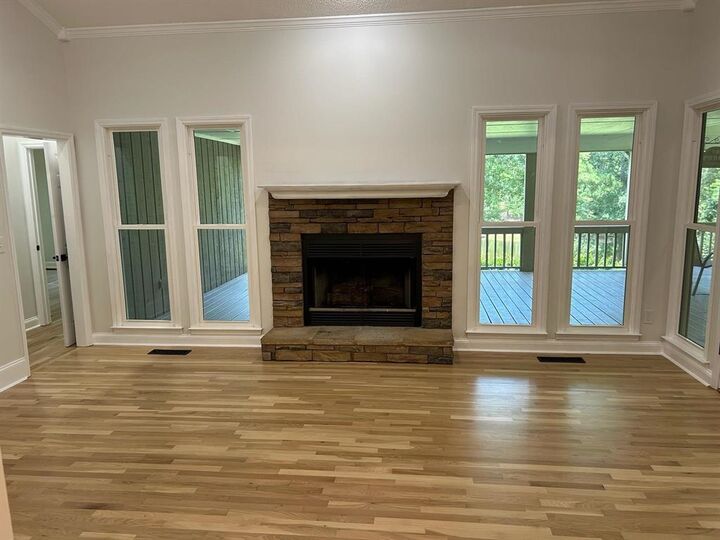 Property Photo:  1231 Bennett Springs Drive  GA 30642