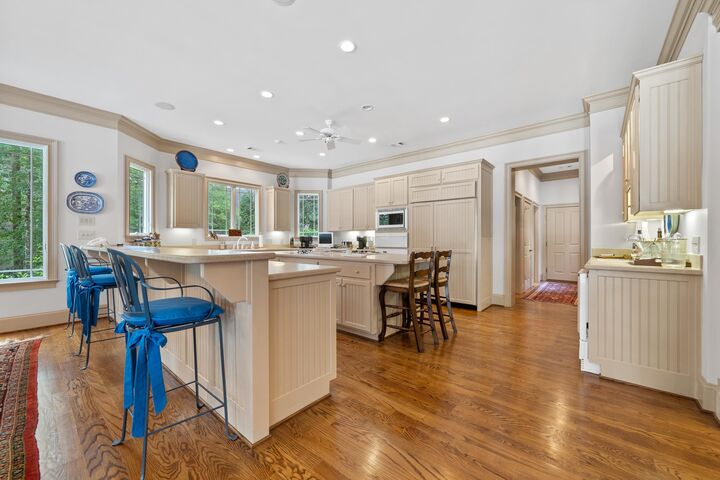 Property Photo:  1211 Curtright Place  GA 30642 