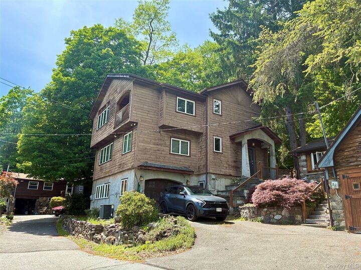 Property Photo:  17 Seneca Hill  NY 10925 