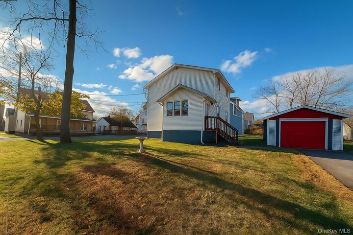 Property Photo:  14 Knox Avenue  NY 10940 