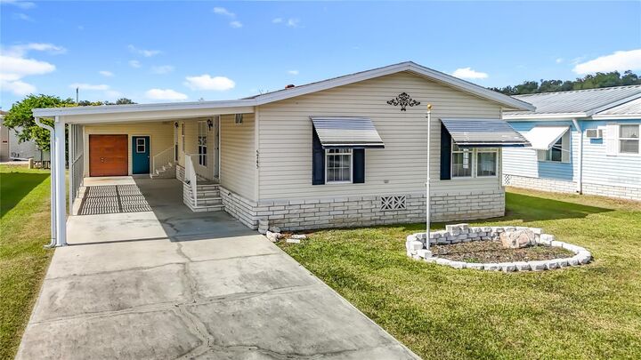 Property Photo:  5745 Pawnee Street  FL 33542 