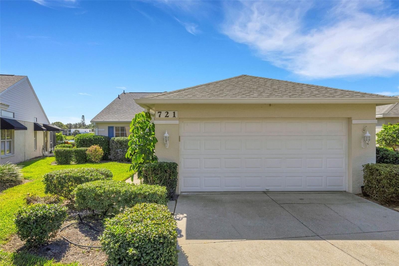 Property Photo: 721 Spring Lakes Boulevard FL 34210