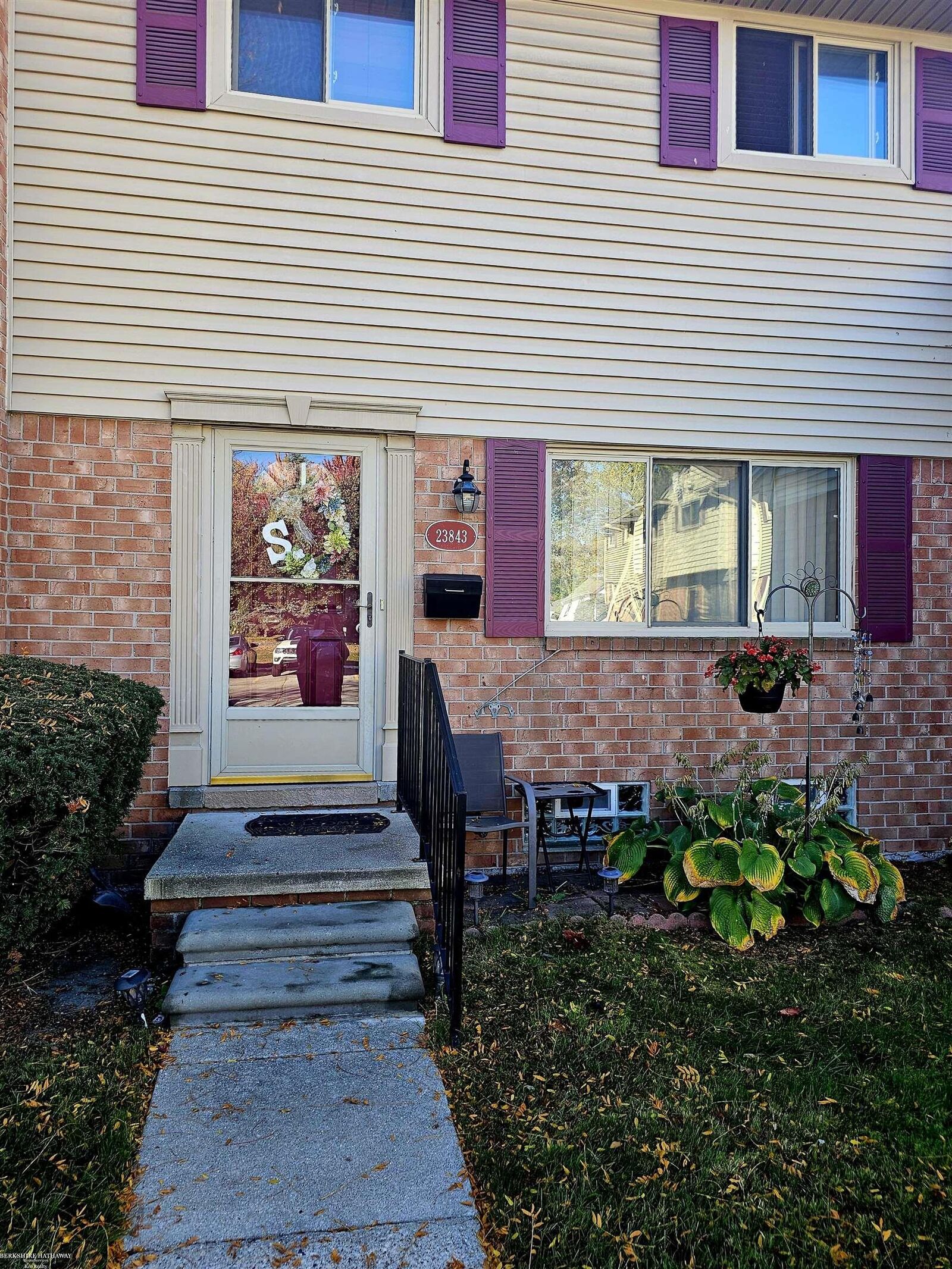 Property Photo:  23843 Haig Street  MI 48180 