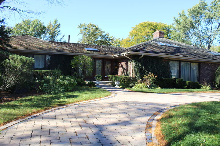 Property Photo:  2290 Cedar Court  IL 60062 