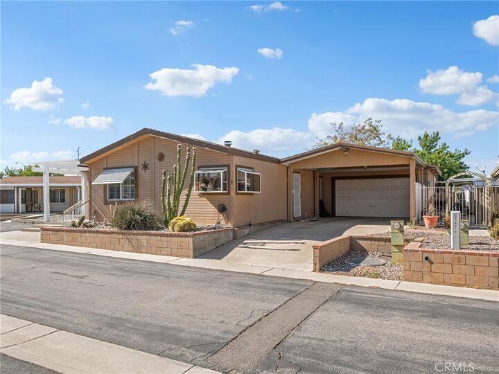 Property Photo:  12550 Main 2  CA 92345 