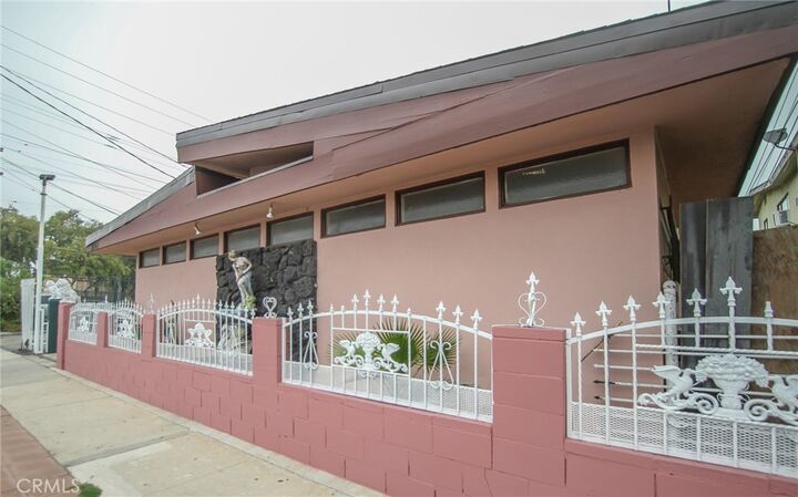 Property Photo:  3241 Santa Ana  CA 90255 