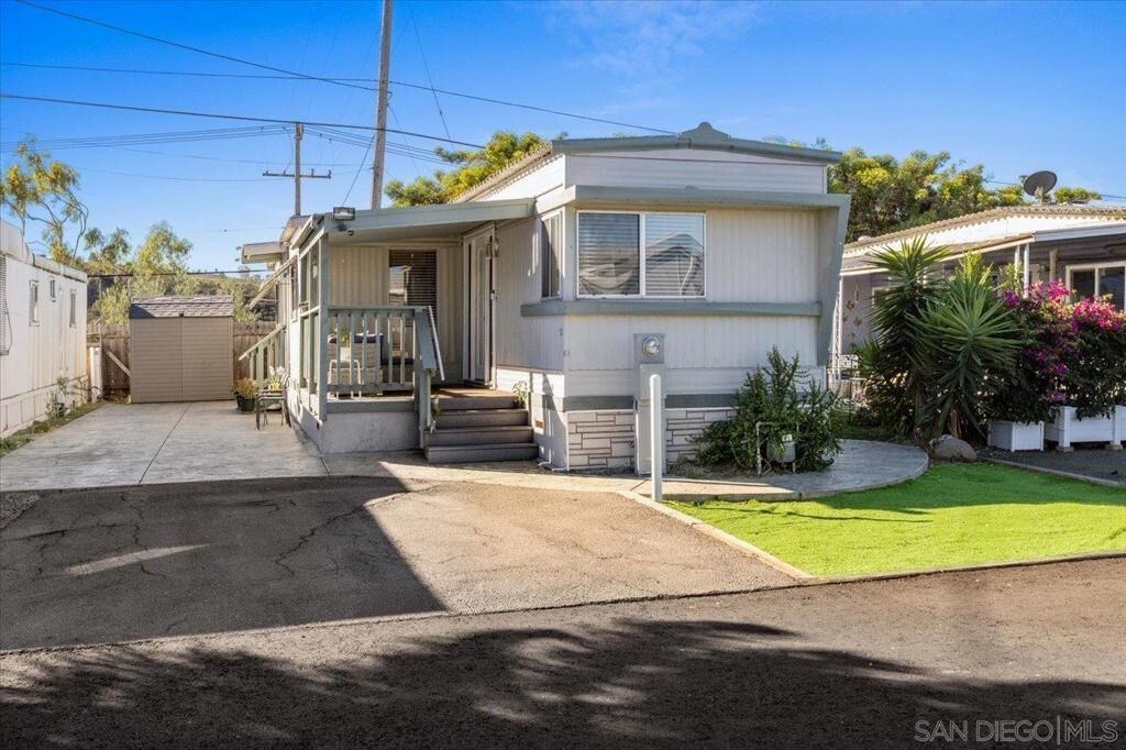 Property Photo: 3030 Oceanside Boulevard 20 CA 92054