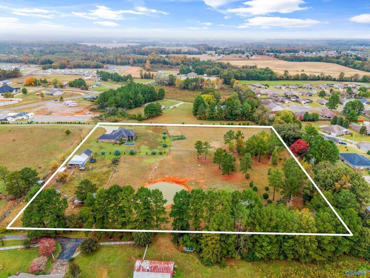 Property Photo:  3149 Old Railroad Bed Road  AL 35749