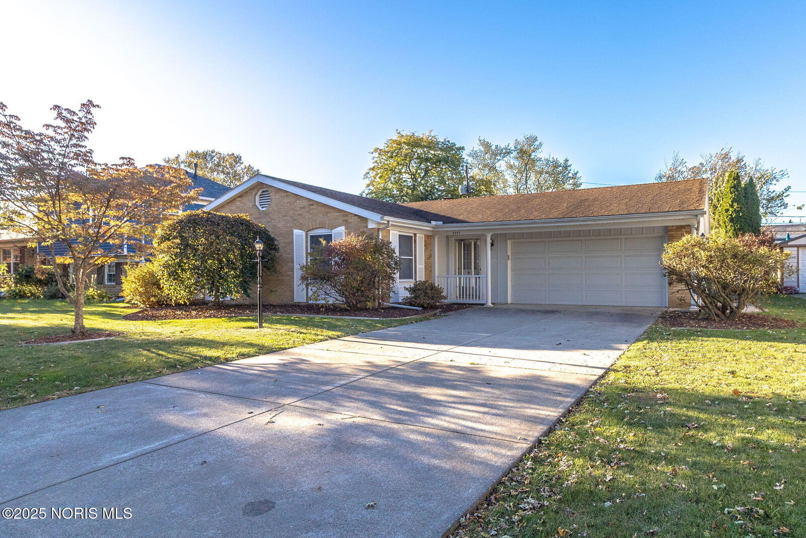 Property Photo:  5331 Whitehouse Drive  OH 43611 