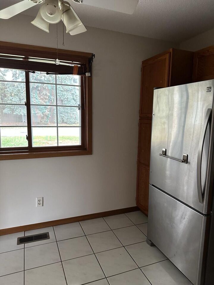Property Photo:  4041 Maureen Drive NE 103ne  MN 55421