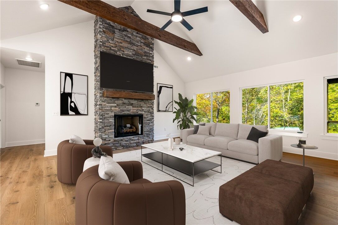 Property Photo: 14 Sheffield Drive AR 72714