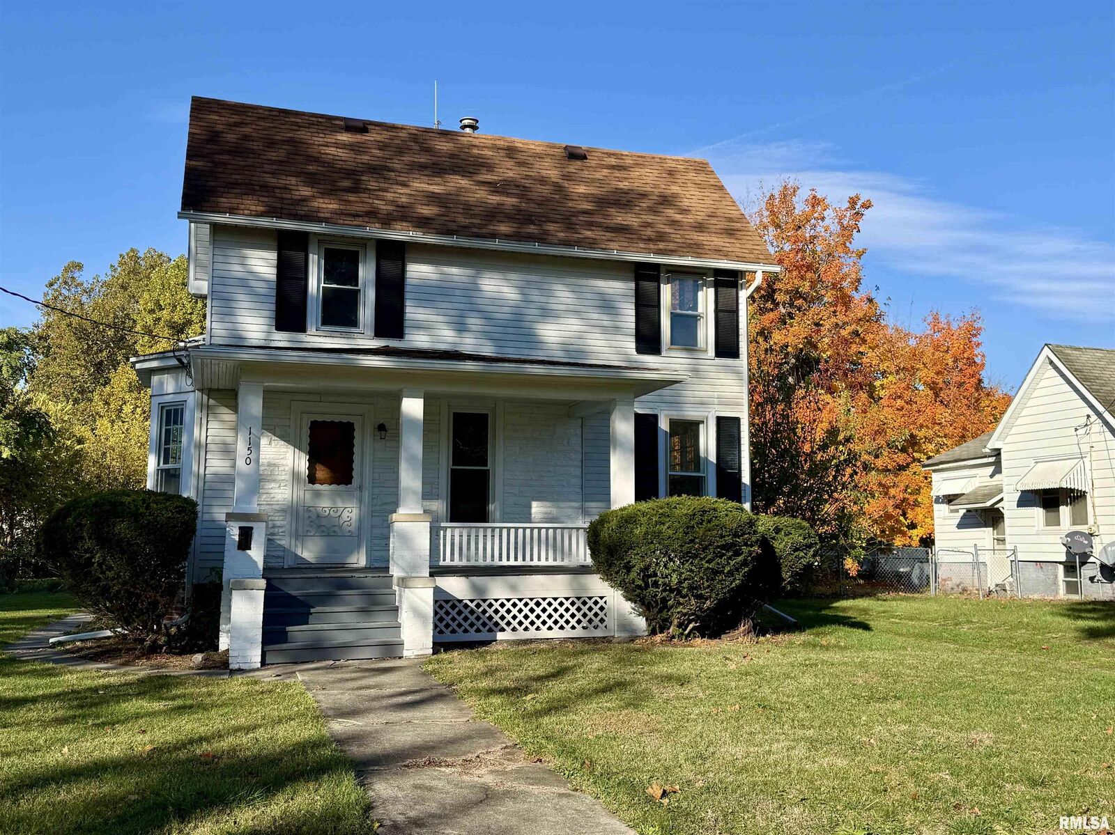 Property Photo: 1150 Bateman Street IL 61401